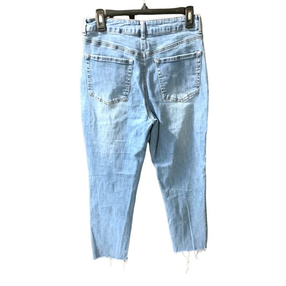 Forever 21 Womens Size 30 Straight Leg Light Wash Jeans Raw Hem Straight Leg - Picture 4 of 4